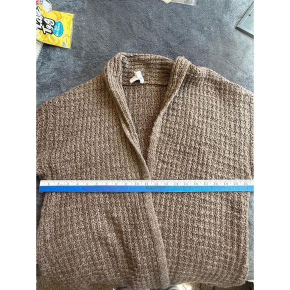 Chico's Cardigan Womens Size 2 Taupe Short Sleeved Chunky Knit  Cozy Soft Warm - Picture 8 of 9